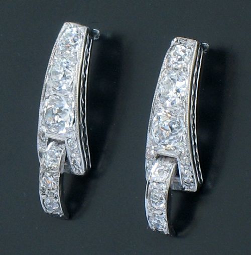fig 1. EXQUISITE PLATINUM AND 2CTS DIAMOND ART DECO EARRINGS C1930