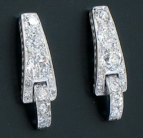 fig 2. EXQUISITE PLATINUM AND 2CTS DIAMOND ART DECO EARRINGS C1930