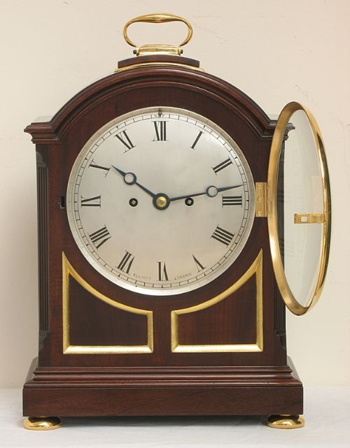 fig 6. MAGNIFICENT TWIN FUSEE VICTORIAN MAHOGANY BRACKET CLOCK BY J.J.ELLIOTT LONDON C1890