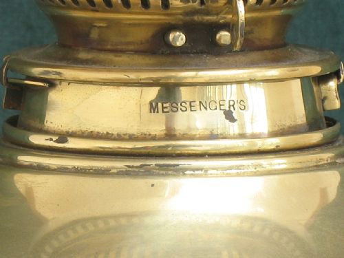 fig 1. BEAUTIFUL VICTORIAN ART NOUVEAU SOLID BRASS MESSENGERS NO2 OIL LAMP C1890