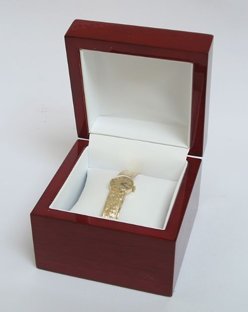 fig 8. BEAUTIFUL SOLID 9CT GOLD OMEGA LADIES COCKTAIL WATCH