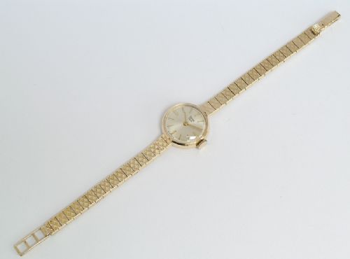 fig 5. EXQUISITE SOLID 9CT GOLD ROLEX TUDOR ROYAL LADIES COCKTAIL WATCH