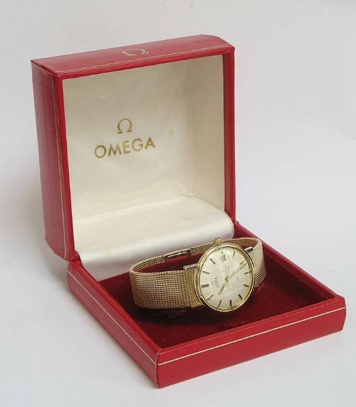 fig 10. SUPERB SOLID 9CT GOLD OMEGA DEVILLE AUTOMATIC MENS WATCH WITH BOXES AND PAPERS