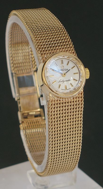 fig 1. BEAUTIFUL SOLID 9CT GOLD OMEGA LADYMATIC LADIES COCKTAIL WATCH