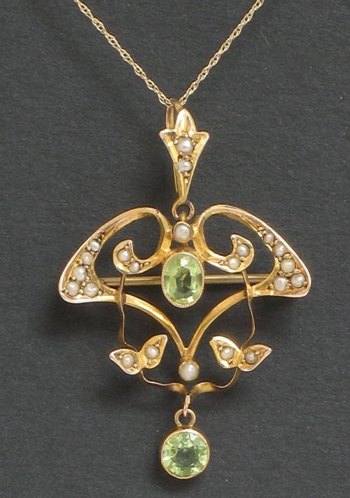 Beautiful Solid 9ct Gold Periodt and Seed Pearl Pendant Brooch C1890
