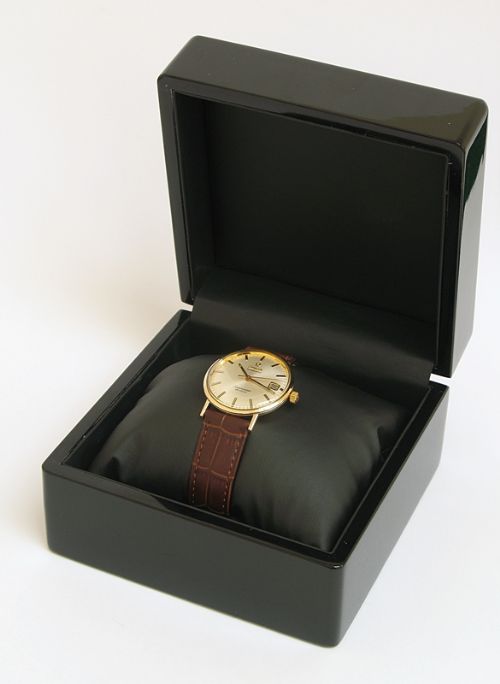 fig 8. OUTSTANDING SOLID 14CT GOLD OMEGA SEAMASTER DEVILLE AUTOMATIC MENS WATCH