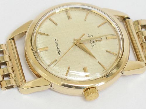 fig 6. SUPERB ORIGINAL SOLID 9CT GOLD OMEGA SEAMASTER AUTOMATIC MENS WATCH ON A SOLID 9CT GOLD BRACELET