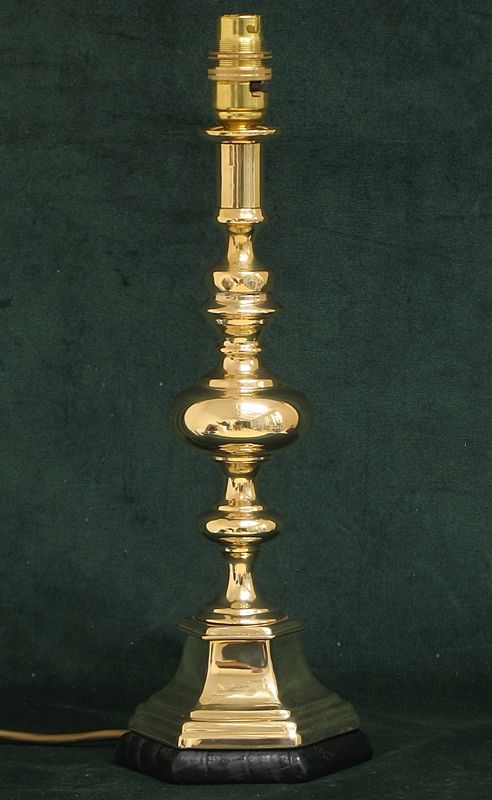 fig 1. STUNNING EDWARDIAN SOLID BRASS DESK OR TABLE LAMP C1910