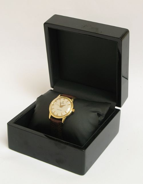 fig 9. OUTSTANDING RARE SOLID 18CT GOLD OMEGA SEAMASTER AUTOMATIC BUMPER MENS WATCH C1953-54