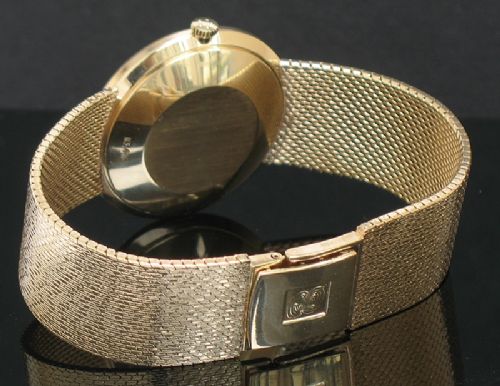 fig 5. STUNNING SOLID 9CT GOLD ETERNAMATIC CENTENAIRE AUTOMATIC WITH DATE MENS WATCH