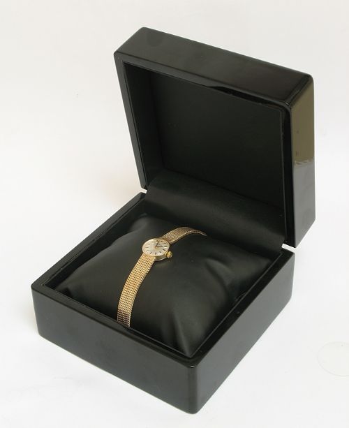 fig 8. GORGEOUS SOLID 9CT GOLD ZENITH LADIES COCKTAIL WATCH