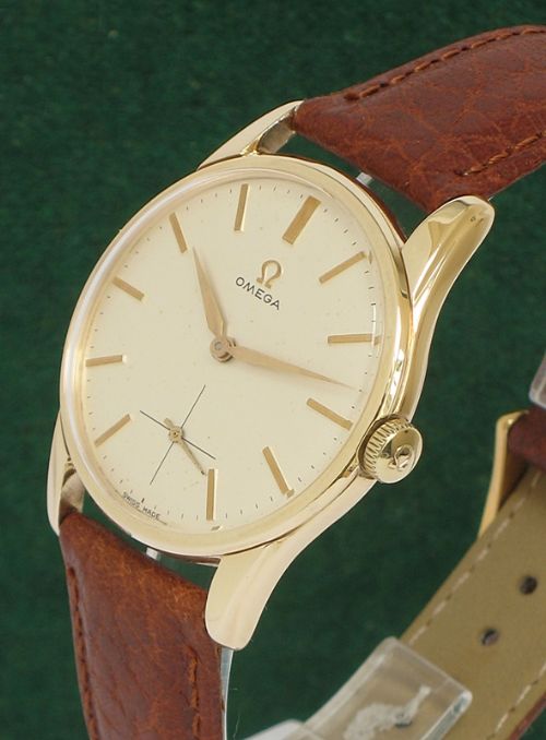 fig 2. SUPERB COMPLETELY ORIGINAL SOLID 9CT GOLD OMEGA CALIBRE 269 MENS WATCH