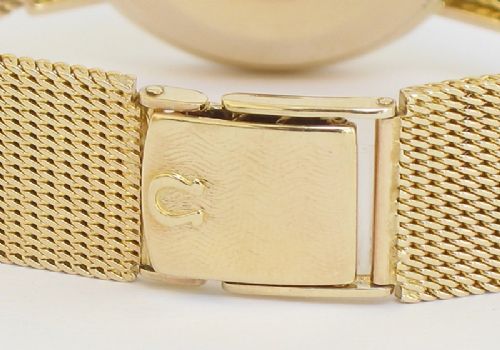 fig 7. STUNNING SOLID 9CT GOLD OMEGA SEAMASTER DEVILLE AUTOMATIC MENS WATCH