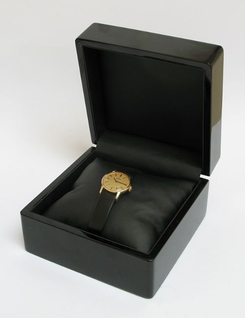 fig 7. LOVELY SOLID 9CT GOLD LADIES OMEGA COCKTAIL WATCH