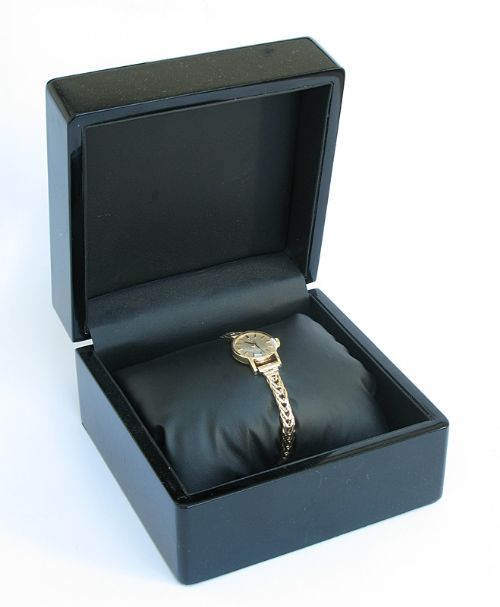 fig 7. BEAUTIFUL SOLID 9CT GOLD LADIES OMEGA COCKTAIL WATCH c1958