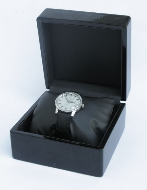 fig 10. INCREDIBLE GIRARD PERREGAUX GYROMATIC HF COSC OBSERVATORY CHRONOMETER MENS WATCH