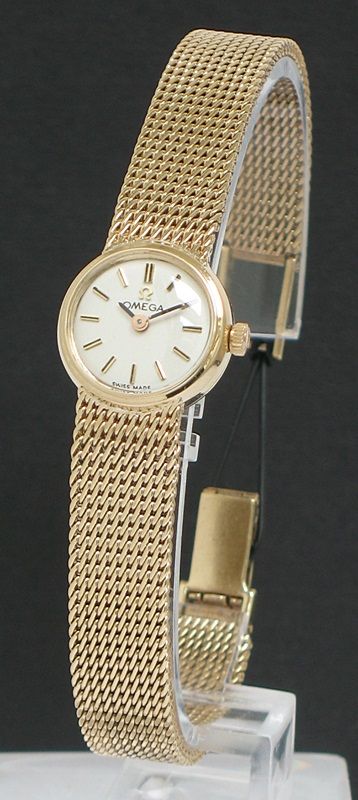 Beautiful Solid 9ct Gold Omega Ladies Cocktail Watch