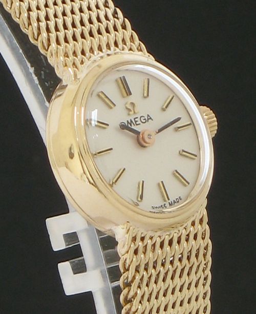 fig 4. BEAUTIFUL SOLID 9CT GOLD OMEGA LADIES COCKTAIL WATCH
