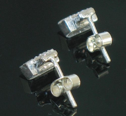 fig 3. BEAUTIFUL PAIR OF GENUINE ART DECO PLATINUM AND DIAMOND EARRINGS C1930