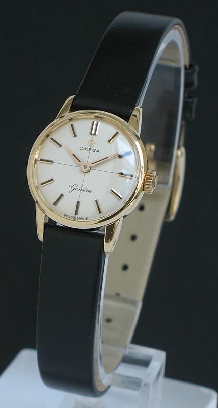 Solid 18ct Gold Omega Ladies Cocktail Watch