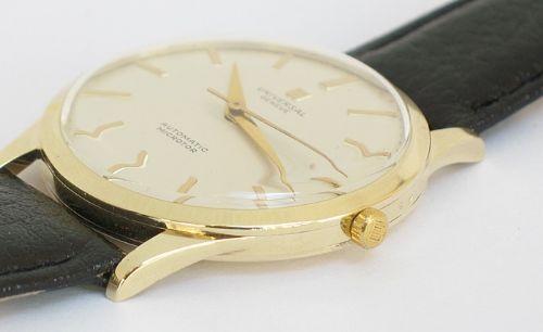 fig 4. RARE SOLID 9CT GOLD UNIVERSAL GENEVE MICROROTOR 28 JEWEL AUTOMATIC MENS WATCH c1955