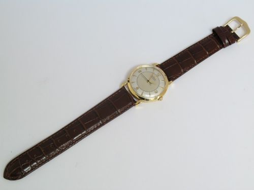 fig 5. RARE SOLID 18CT GOLD OMEGA AUTOMATIC BUMPER MENS WATCH C1952-53