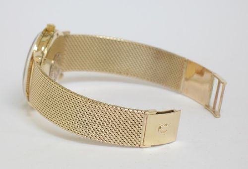 fig 4. SOLID 9CT GOLD OMEGA SEAMASTER AUTOMATIC MENS WATCH