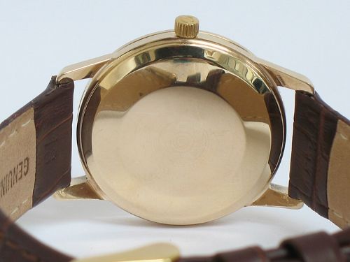 fig 5. SOLID 9CT GOLD OMEGA AUTOMATIC CALIBRE 552 24 JEWEL MENS WATCH