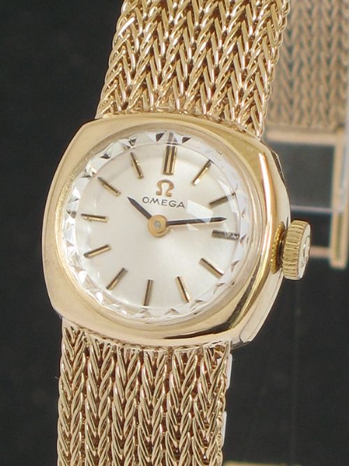 fig 1. BEAUTIFUL SOLID 9CT GOLD OMEGA LADIES COCKTAIL WATCH 