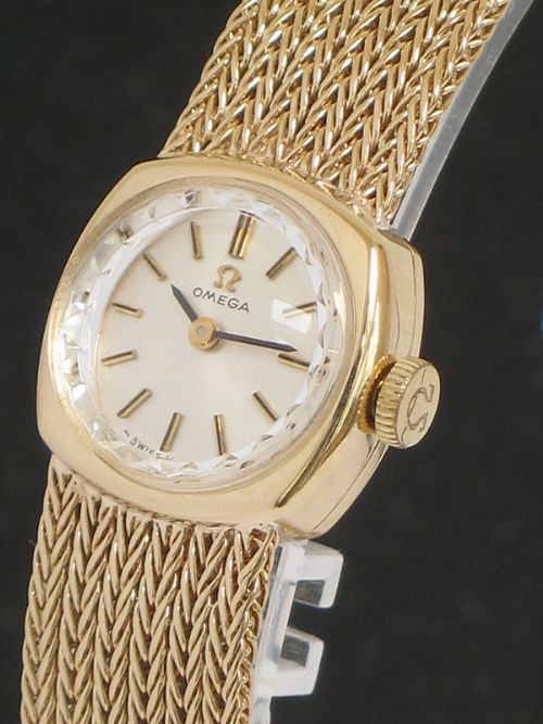 fig 2. BEAUTIFUL SOLID 9CT GOLD OMEGA LADIES COCKTAIL WATCH 