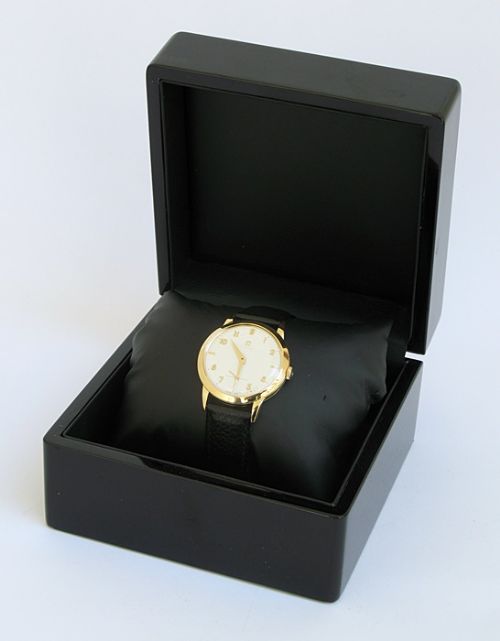 fig 9. STUNNING ORIGINAL SOLID 18CT GOLD OMEGA TRESOR OVERSIZE MENS WATCH C1952-53