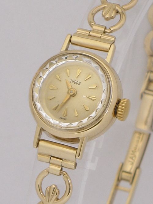 fig 2. PRETTY SOLID 9CT GOLD ROLEX TUDOR LADIES COCKTAIL WATCH
