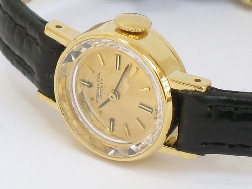 fig 6. BEAUTIFUL SOLID 18CT 18K GOLD INTERNATIONAL WATCH COMPANY IWC LADIES COCKTAIL WATCH