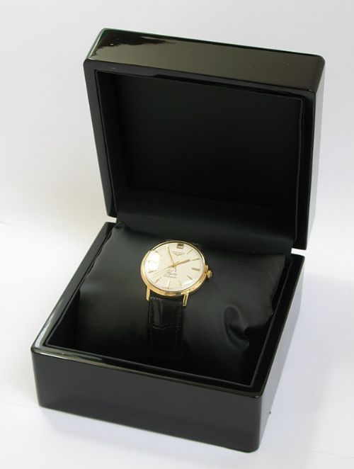fig 9. 18ct 18k gold longines flagship calibre 341 automatic with date mens watch c1960