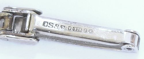 fig 8. STUNNING PLATINUM AND DIAMOND VERTEX REVUE ART DECO LADIES COCKTAIL WATCH C1950