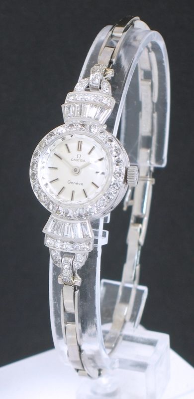Beautiful Omega Geneve Platinum and Diamond Art Deco Ladies Cocktail Watch