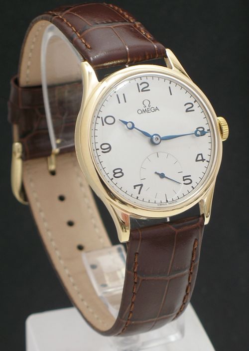 fig 2. OUTSTANDING SOLID 9CT GOLD OMEGA 30T2 MENS WATCH C1948