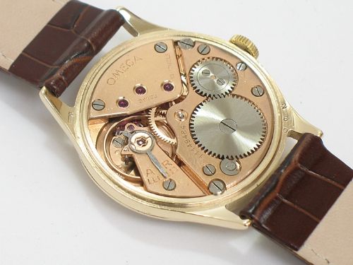 fig 7. OUTSTANDING SOLID 9CT GOLD OMEGA 30T2 MENS WATCH C1948