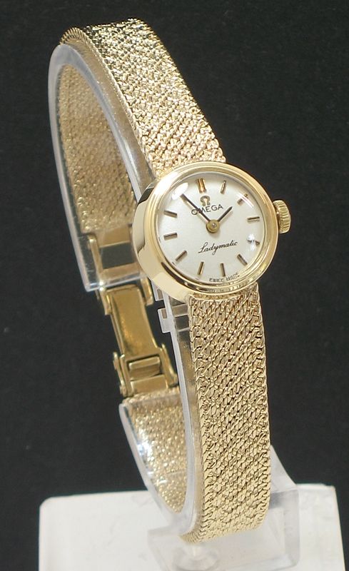 fig 1. BEAUTIFUL SOLID 9CT GOLD OMEGA LADYMATIC AUTOMATIC LADIES COCKTAIL WATCH