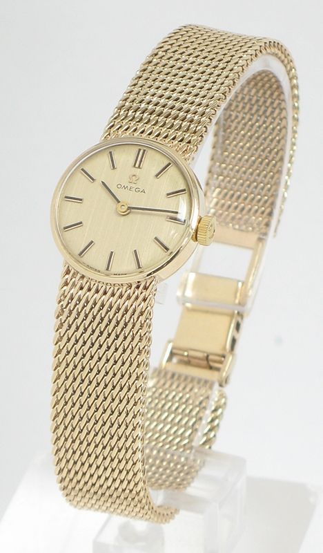 Beautiful Solid 9ct Gold Omega Ladies Cocktail Watch