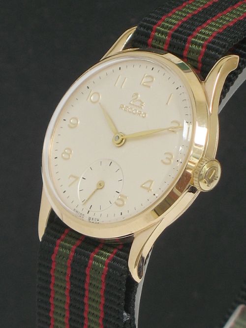 fig 2. SUPERB SOLID 9CT GOLD LONGINES RECORD MENS WATCH