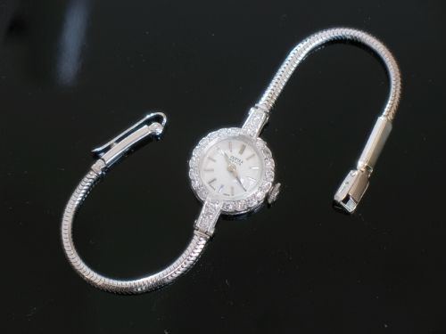 fig 7. CLASSIC VERTEX REVUE PLATINUM AND DIAMONDS LADIES COCKTAIL WATCH C1950