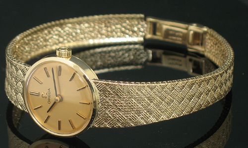 fig 3. BEAUTIFUL SOLID 9CT GOLD OMEGA LADIES COCKTAIL WATCH c1960
