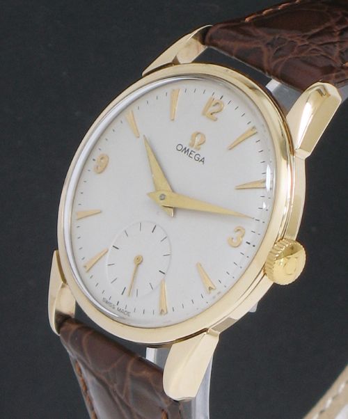 fig 2. SOLID 9CT GOLD OMEGA CALIBRE 267 MENS VINTAGE WATCH C1956