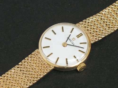 fig 6. BEAUTIFUL SOLID 9CT GOLD LADIES OMEGA VINTAGE COCKTAIL WATCH
