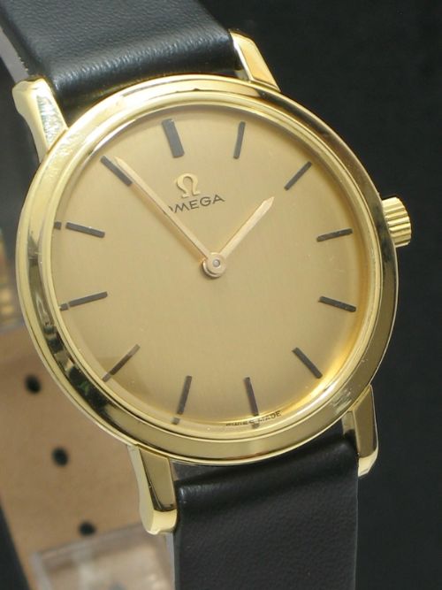 fig 4. BEAUTIFUL LARGE DIAL SOLID 18CT GOLD VINTAGE OMEGA LADIES WATCH