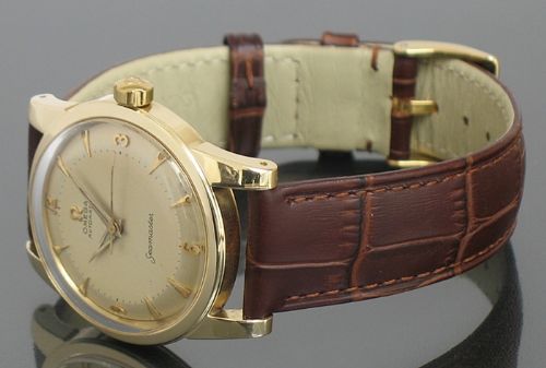 fig 7. COMPLETELY ORIGINAL SOLID 14CT GOLD OMEGA SEAMASTER AUTOMATIC BUMPER REF OJ2520 MENS VINTAGE WATCH C1952