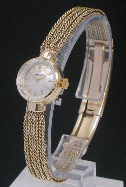 fig 1. EXQUISITE SOLID 9CT GOLD LADIES OMEGA COCKTAIL WATCH WITH BOX C1958