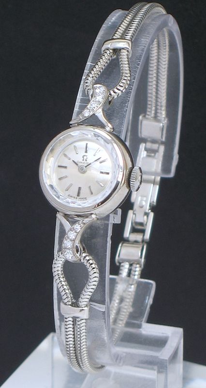 Wonderful Solid 18ct White Gold and Diamond Omega Ladies Cocktail Watch C1958