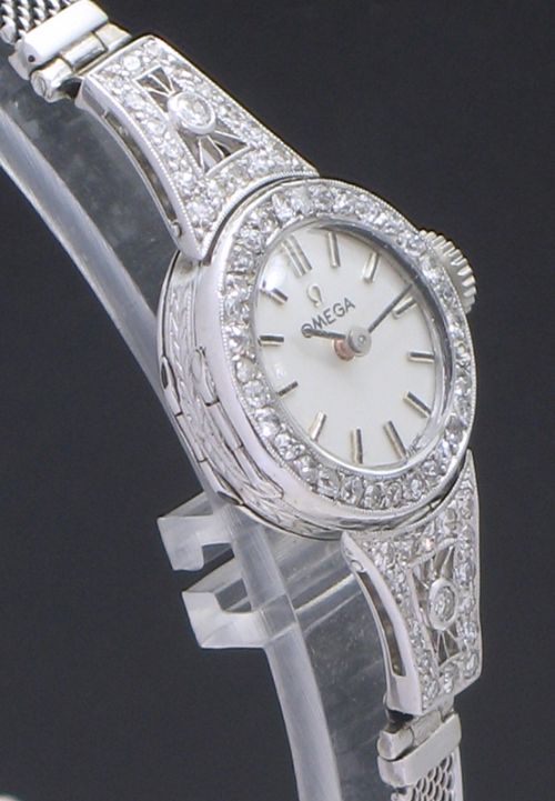 fig 3. BEAUTIFUL OMEGA PLATINUM AND DIAMOND LADIES COCKTAIL WATCH C1950